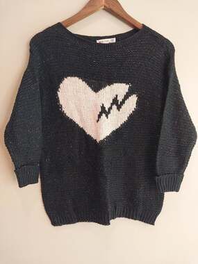 Lovecrazy Black Speckled Knit Pullover Sweater with Broken Heart Motif Size S